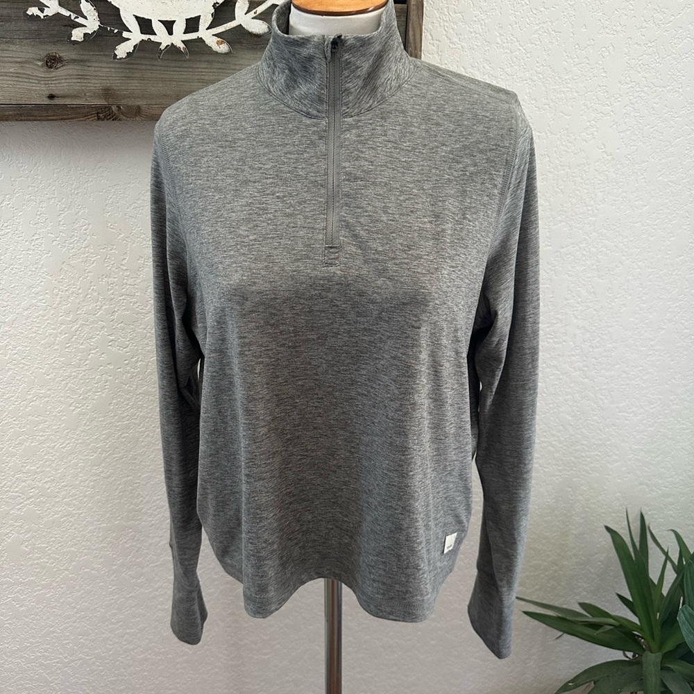 Vuori Cresent Heathered Gray 1/4 zip Pullover ladies Large